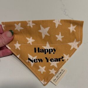Oliveandcouperco_ Happy New Year Dog Bandana with Stars-Small